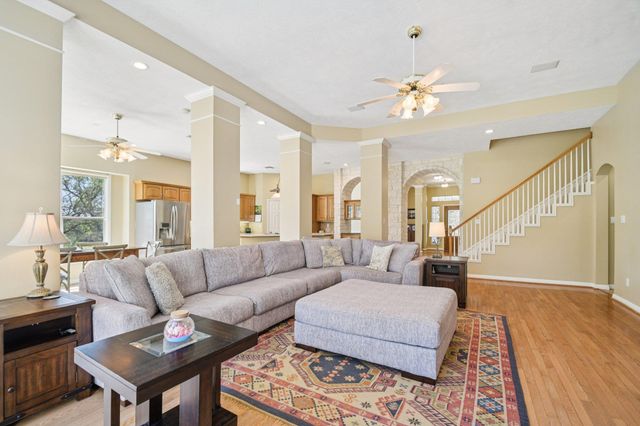 217 Augusta DR, Wimberley, TX 78676