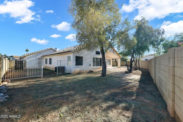 16216 S Pine Street, Chandler, AZ 85225