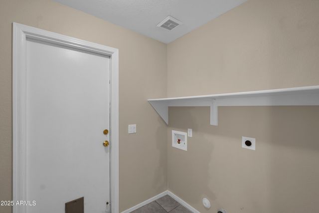 16216 S Pine Street, Chandler, AZ 85225