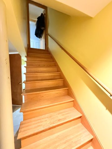 4918 N MOODY Avenue, Chicago, IL 60630