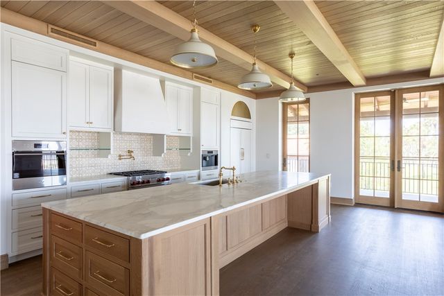 100 Ocean Road A, Sea Island, GA 31561