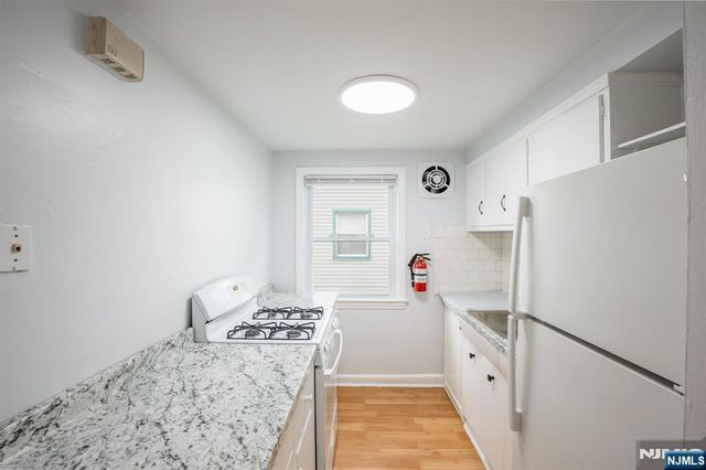 18 E 7th Street 1, Clifton, NJ 07011