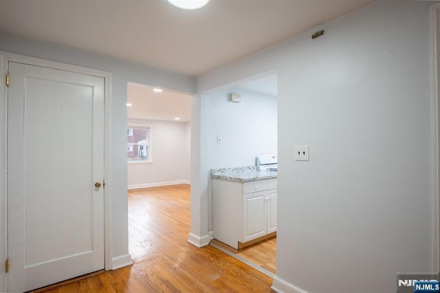 18 E 7th Street 1, Clifton, NJ 07011