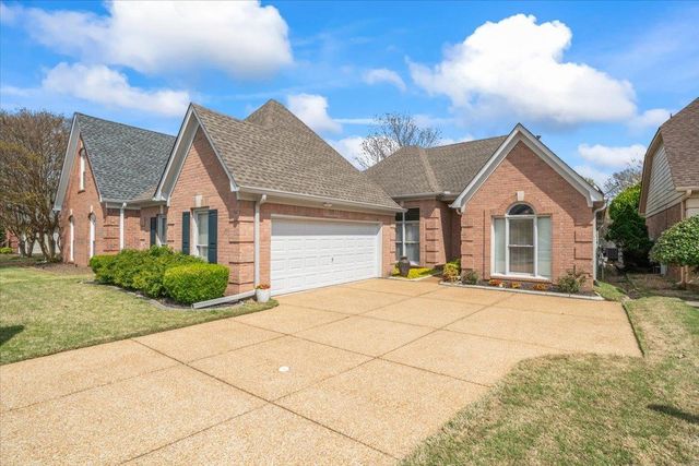 1022 BOATHOOK LN, Cordova, TN 38018