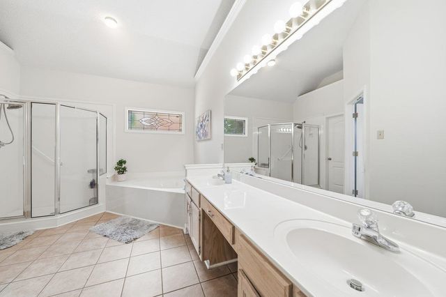 1022 BOATHOOK LN, Cordova, TN 38018