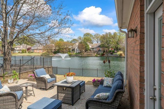 1022 BOATHOOK LN, Cordova, TN 38018