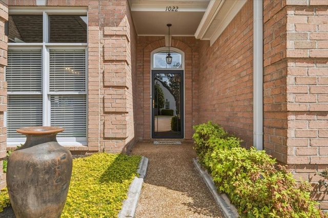 1022 BOATHOOK LN, Cordova, TN 38018