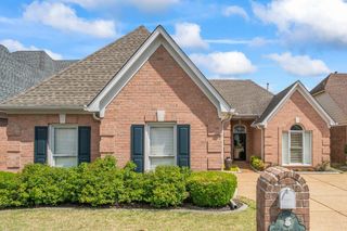 1022 BOATHOOK LN, Cordova, TN 38018
