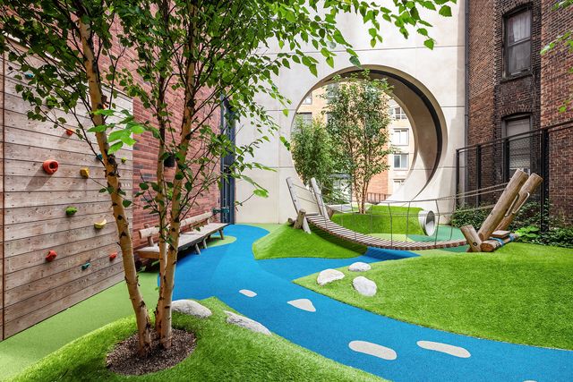 200 E 95th St Apt 25A, New York City, NY 10128