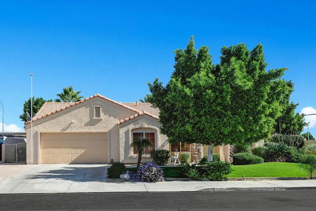 45210 Desert Hills Court, La Quinta, CA 92253