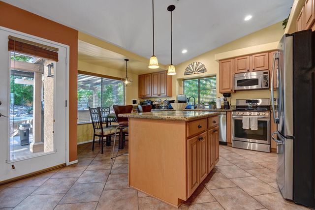 45210 Desert Hills Court, La Quinta, CA 92253