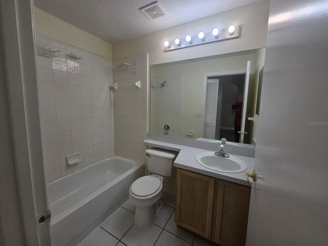 13415 FAIRWAY GLEN DRIVE 203, Orlando, FL 32824
