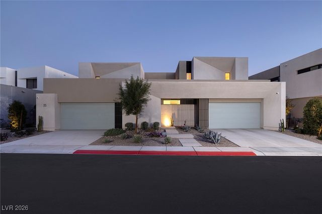 25 Falling Ridge Lane, Henderson, NV 89011