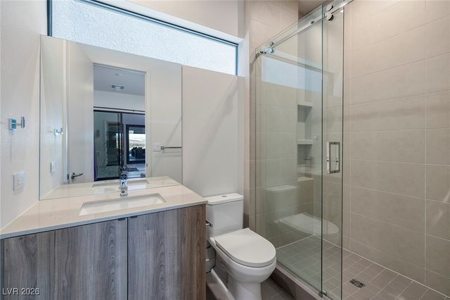 25 Falling Ridge Lane, Henderson, NV 89011