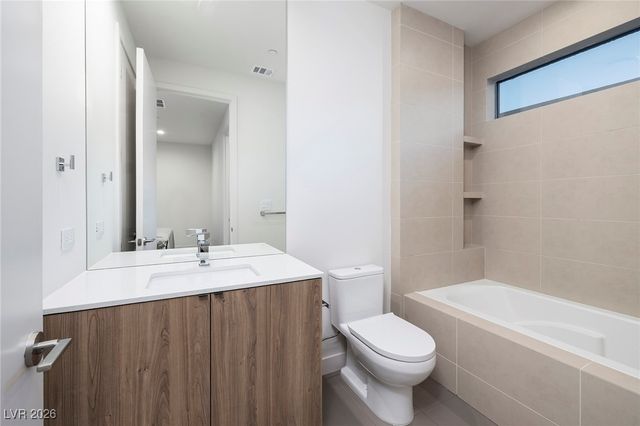 25 Falling Ridge Lane, Henderson, NV 89011