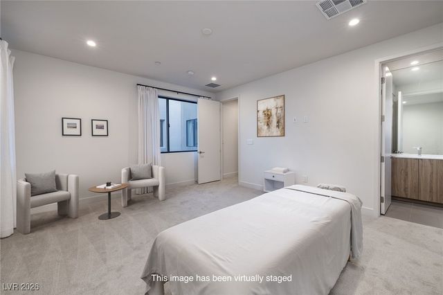 25 Falling Ridge Lane, Henderson, NV 89011