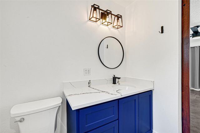 404 S Burnett Drive, Baytown, TX 77520