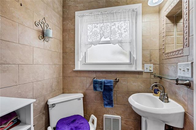 1500 OAK FOREST DRIVE, Ormond Beach, FL 32174