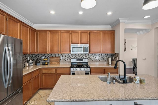 3875 Taconite, San Bernardino, CA 92407