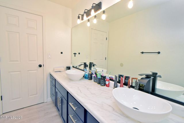 5435 Santa Rosa Avenue, Sparks, NV 89436