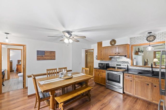 36707 Prairie DRIVE, Oconomowoc, WI 53066