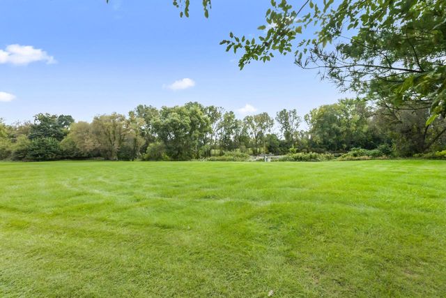 36707 Prairie DRIVE, Oconomowoc, WI 53066