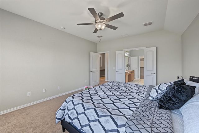 5949 Silverhollow Drive, Fort Worth, TX 76137
