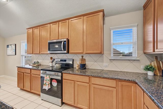 5949 Silverhollow Drive, Fort Worth, TX 76137