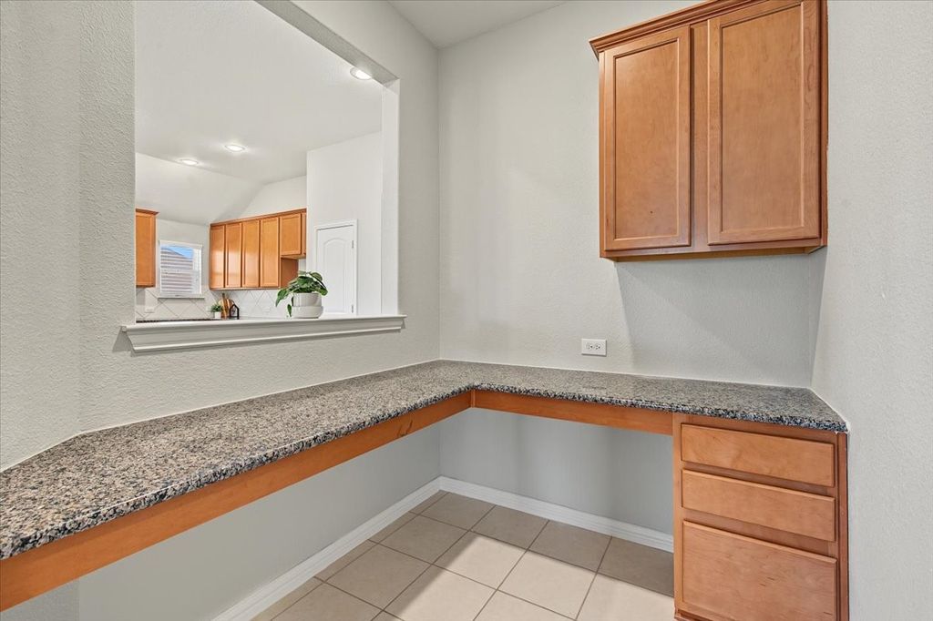 5949 Silverhollow Drive, Fort Worth, TX 76137 — photo 5