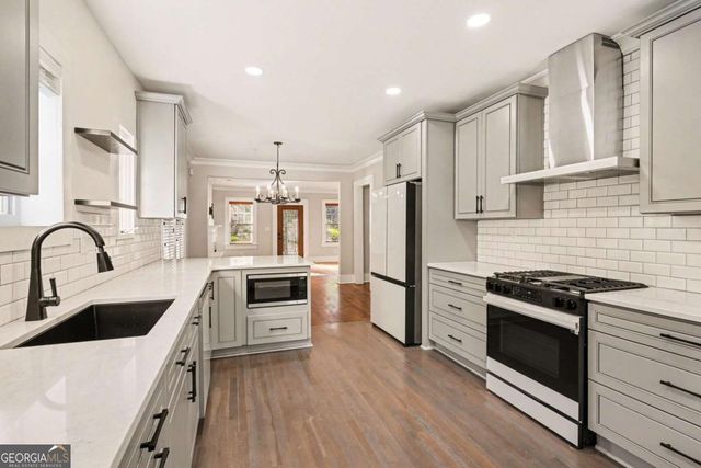 39 Alden Avenue NW, Atlanta, GA 30309