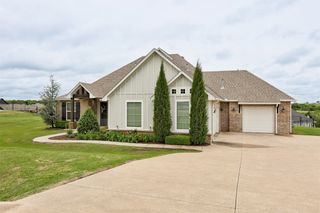 3611 River Ridge Drive, Newcastle, OK 73065