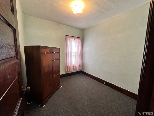 35 Columbus Avenue, Buffalo, NY 14220
