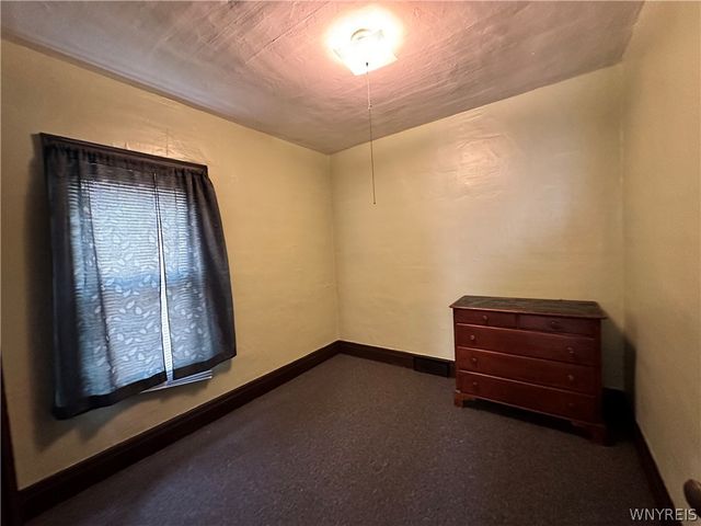 35 Columbus Avenue, Buffalo, NY 14220