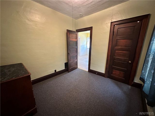 35 Columbus Avenue, Buffalo, NY 14220