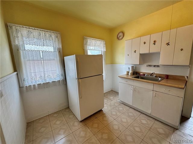 35 Columbus Avenue, Buffalo, NY 14220
