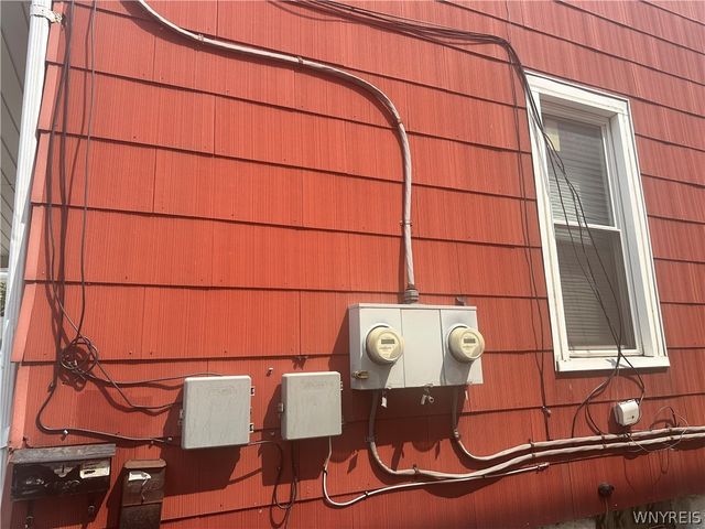 35 Columbus Avenue, Buffalo, NY 14220