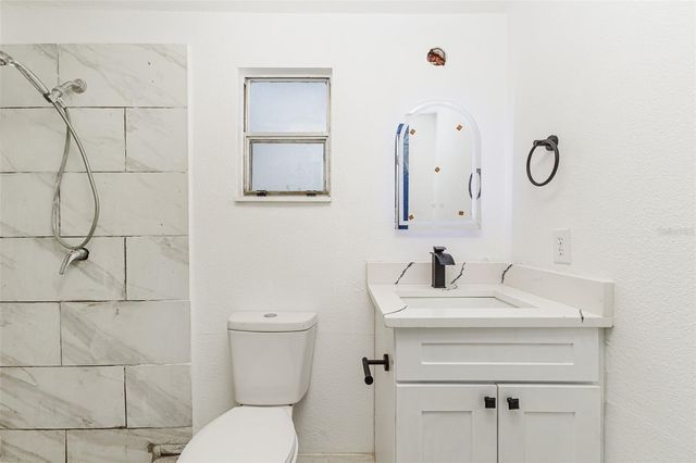 661 DUNCAN CIRCLE E, Auburndale, FL 33823