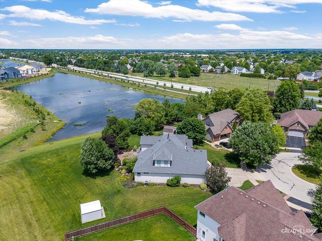 13130 Brooklands Lane, Plainfield, IL 60585
