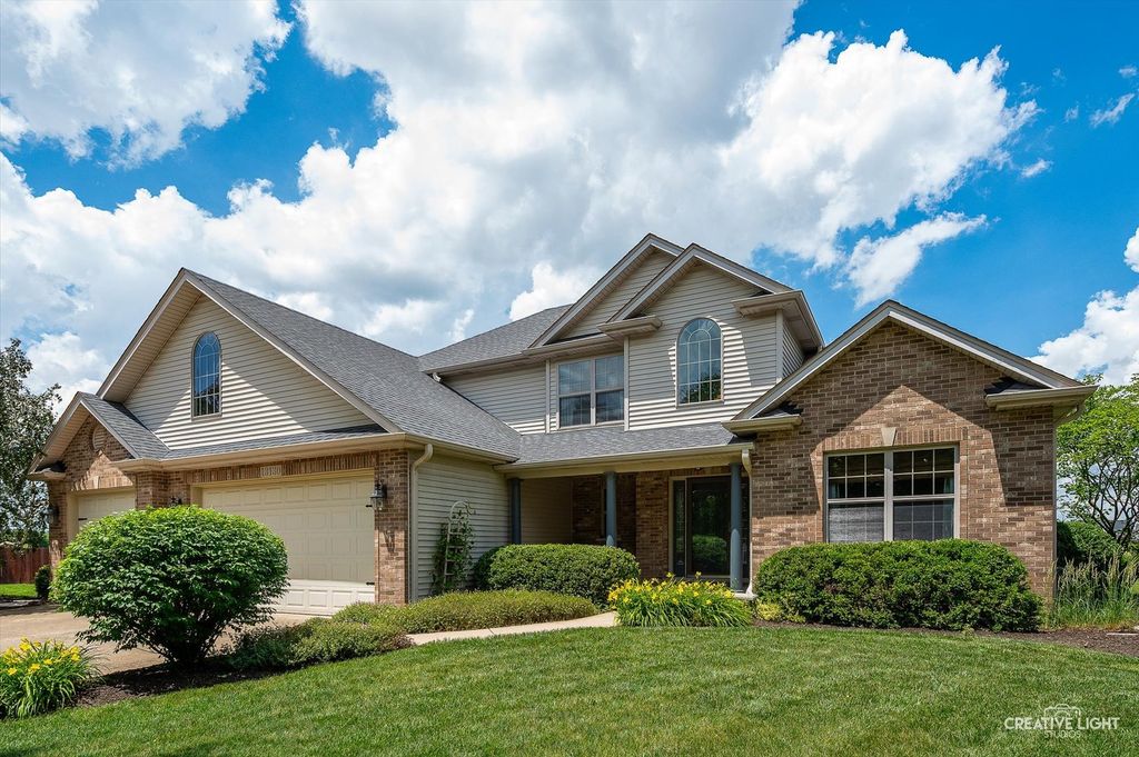 13130 Brooklands Lane, Plainfield, IL 60585