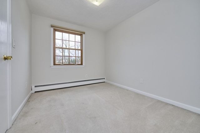 29 S Bedford St, Burlington, MA 01803