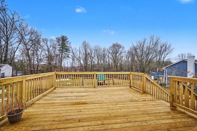 29 S Bedford St, Burlington, MA 01803