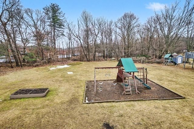 29 S Bedford St, Burlington, MA 01803