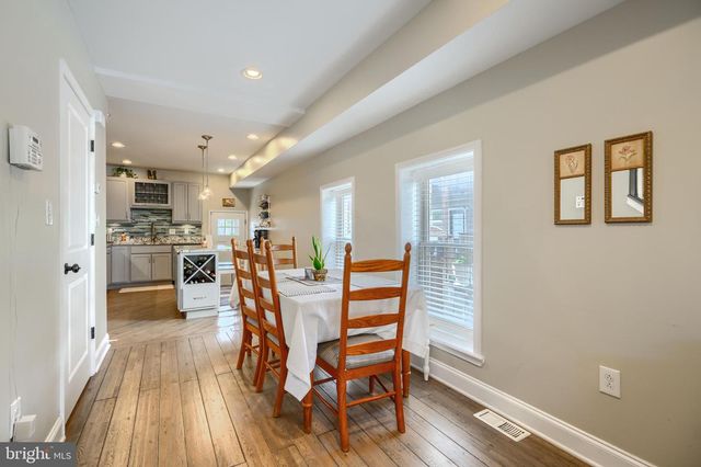 802 S POTOMAC ST, Baltimore, MD 21224