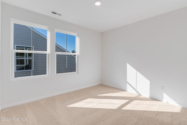 101 W Farley 83, Hampstead, NC 28443