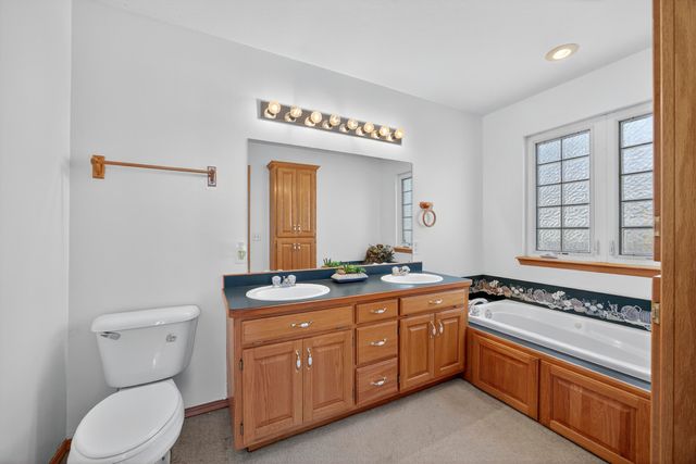 1706 W Marigold Drive, Joplin, MO 64801