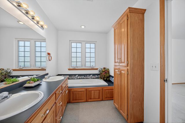 1706 W Marigold Drive, Joplin, MO 64801