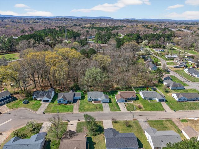 50 Bartles Drive, Ringgold, GA 30736