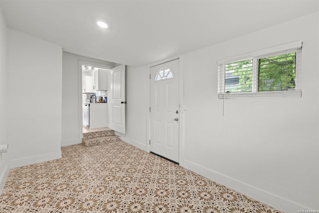 115 FREDONIA ST, San Antonio, TX 78203