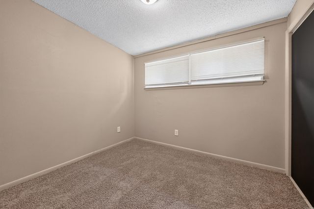 14 Greenway Drive, Little Rock, AR 72209
