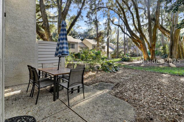101 Lighthouse Rd Apt 2204, Hilton Head Island, SC 29928